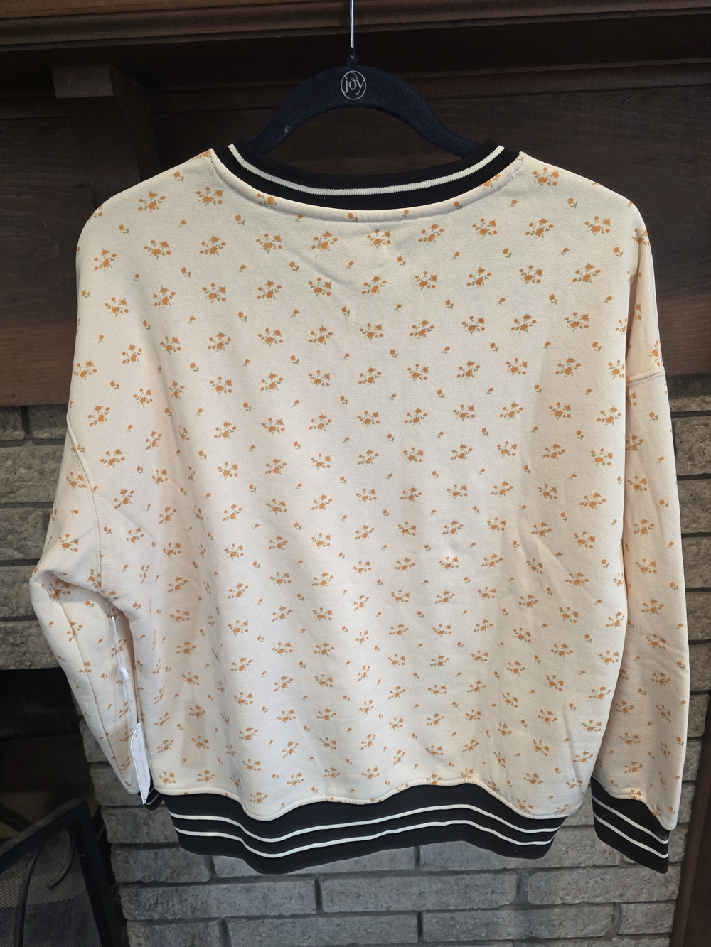 Simply Southern Cream 'Hey Boo' Pumpkin Graphic Sweatshirt - Picture 4 of 5